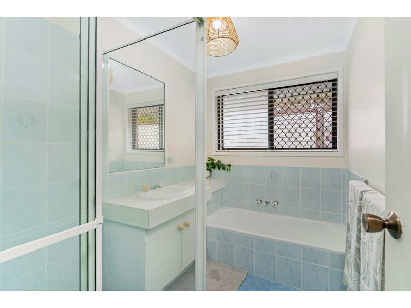 15 Dormello Drive, Worongary QLD 4213