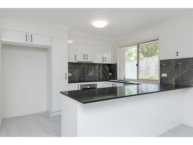 6 Amaray Drive, Upper Coomera QLD 4209
