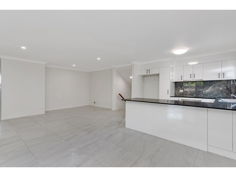 6 Amaray Drive, Upper Coomera QLD 4209