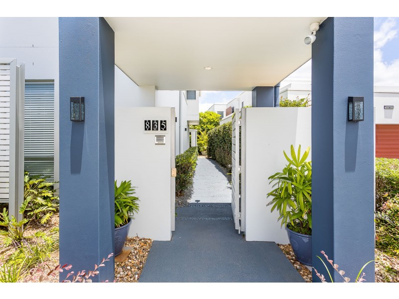 835 Legend Trail, Robina QLD 4226