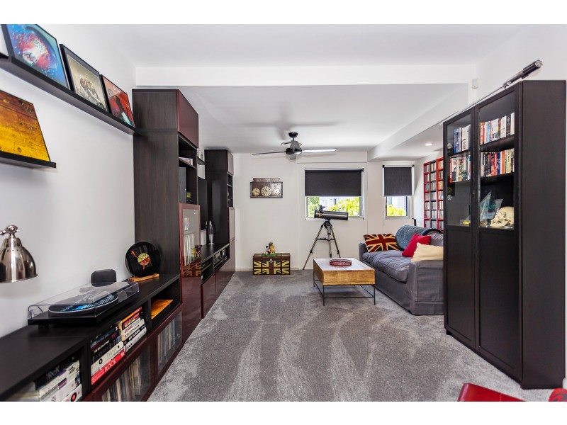 835 Legend Trail, Robina QLD 4226