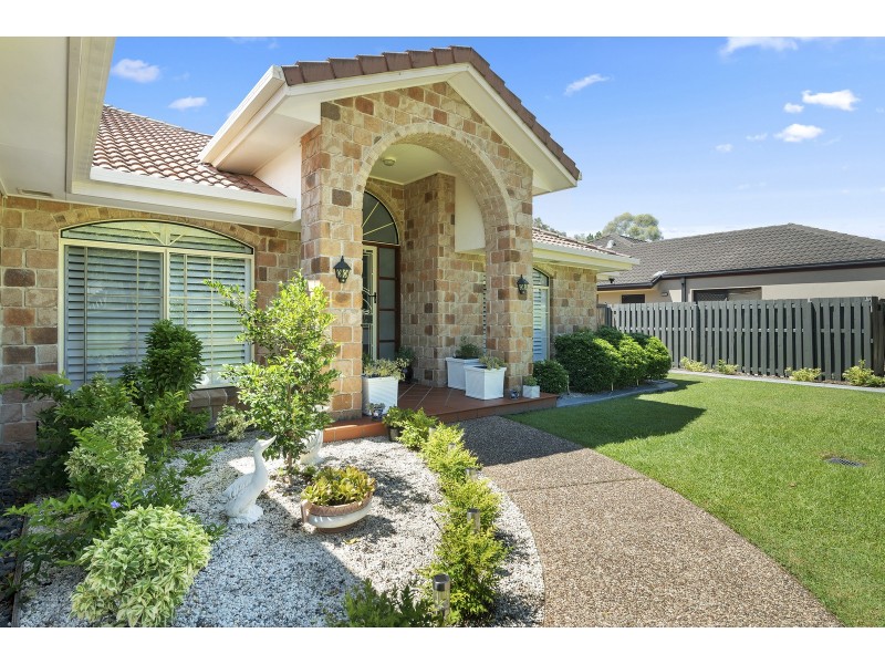 3 Miling Court, Robina QLD 4226