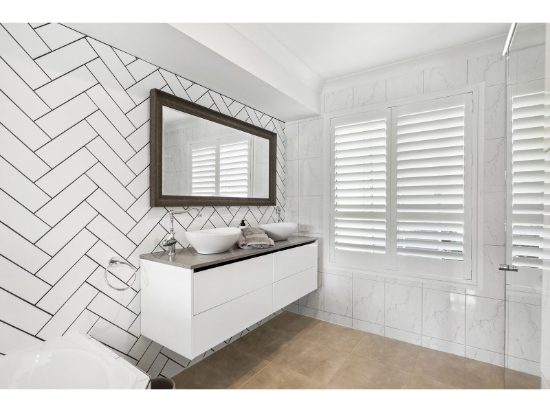 3 Miling Court, Robina QLD 4226