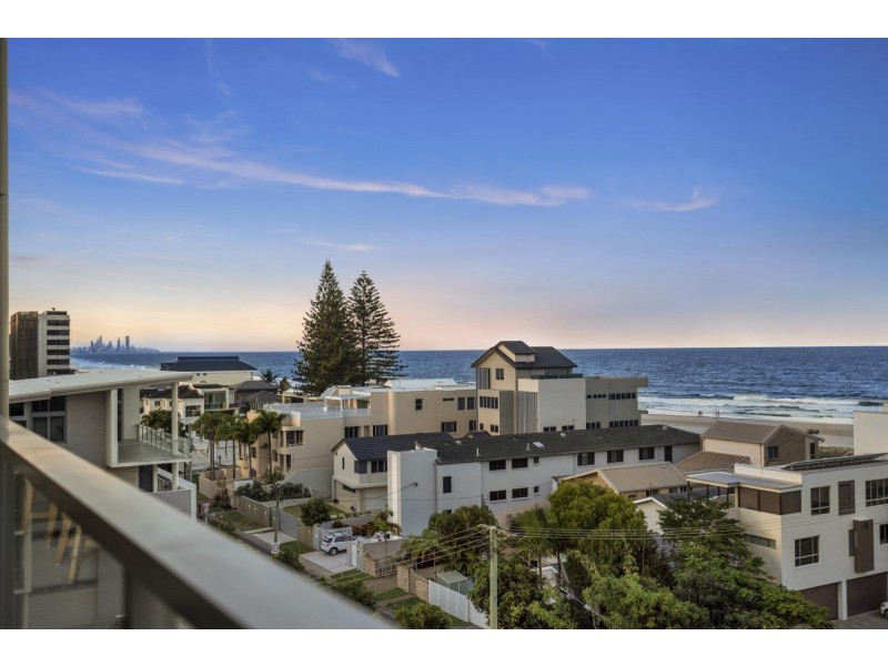 405/10 Third Avenue, Palm Beach QLD 4221