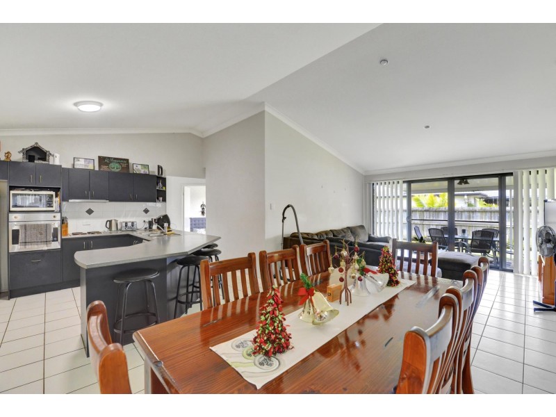 8 Freesia Court, Ormeau QLD 4208