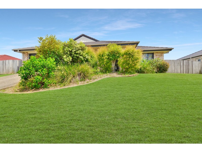 8 Freesia Court, Ormeau QLD 4208