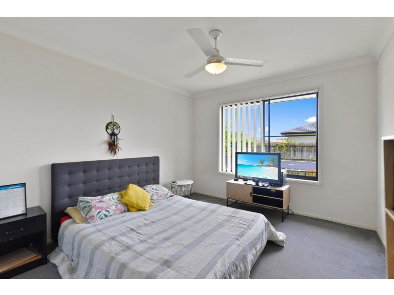 8 Freesia Court, Ormeau QLD 4208