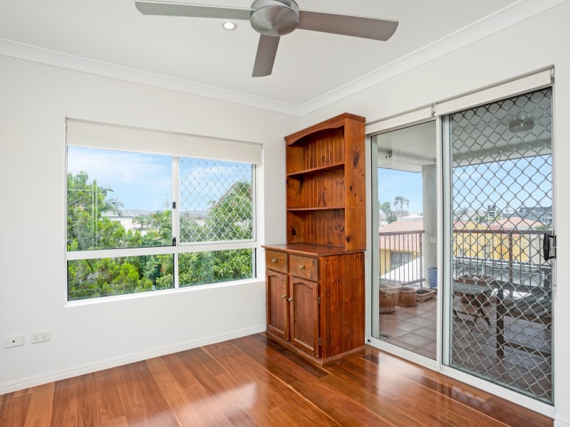 6/6-8 Petrel Avenue, Mermaid Beach QLD 4218