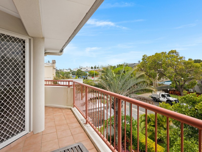6/6-8 Petrel Avenue, Mermaid Beach QLD 4218