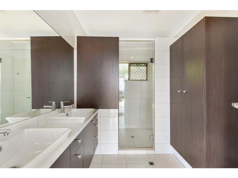 22 Vennor Drive, Ormeau QLD 4208