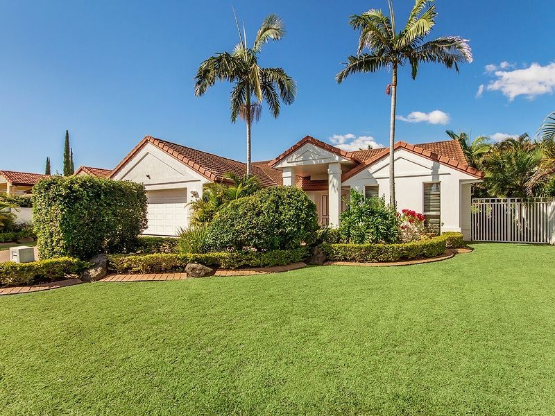 37 Beauty Point Drive, Robina QLD 4226