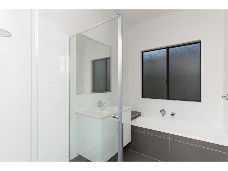 7 Caulfield Court, Pimpama QLD 4209