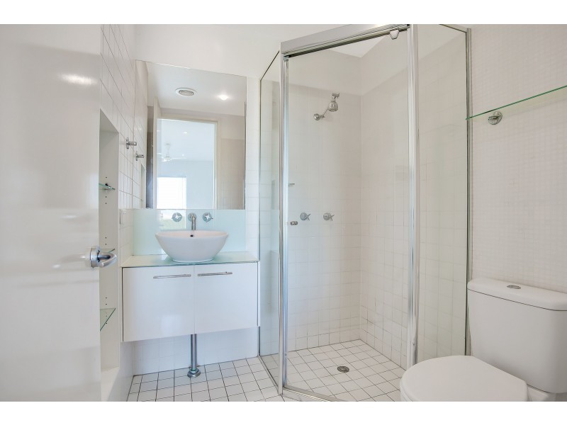 24/98 University Drive, Varsity Lakes QLD 4227