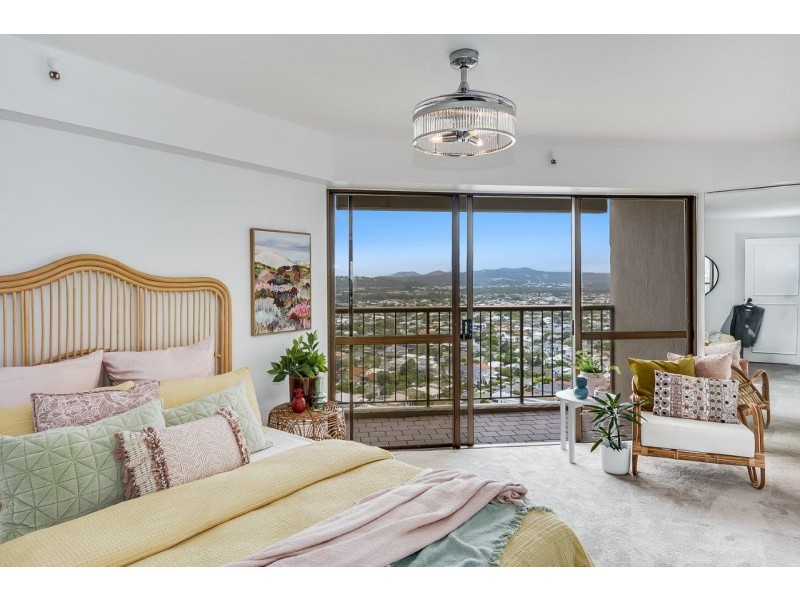 43/146-156 The Esplanade, Burleigh Heads QLD 4220