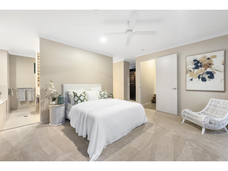 74 Carrington Road, Bonogin QLD 4213