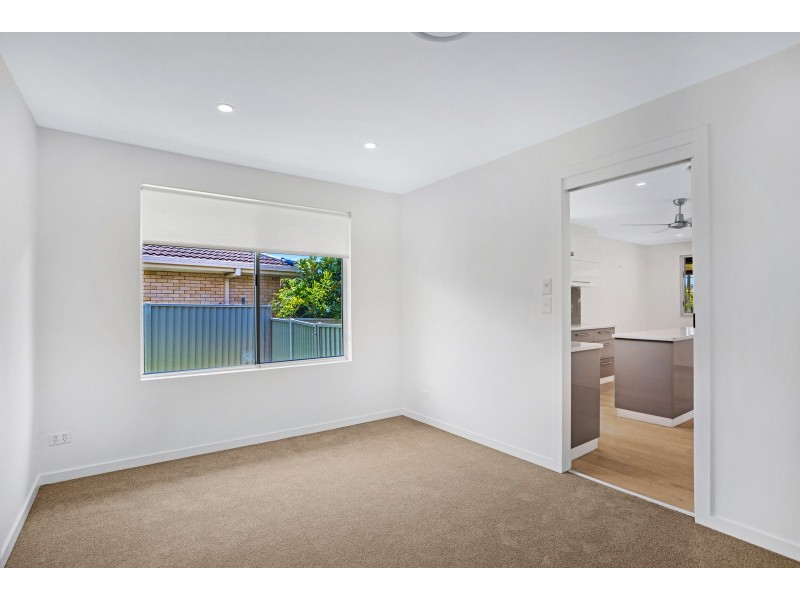 6 Bunya Place, Palm Beach QLD 4221