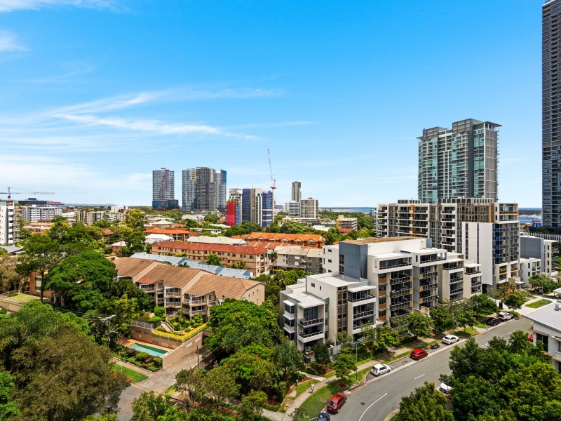 1402/2 Aqua Street, Southport QLD 4215