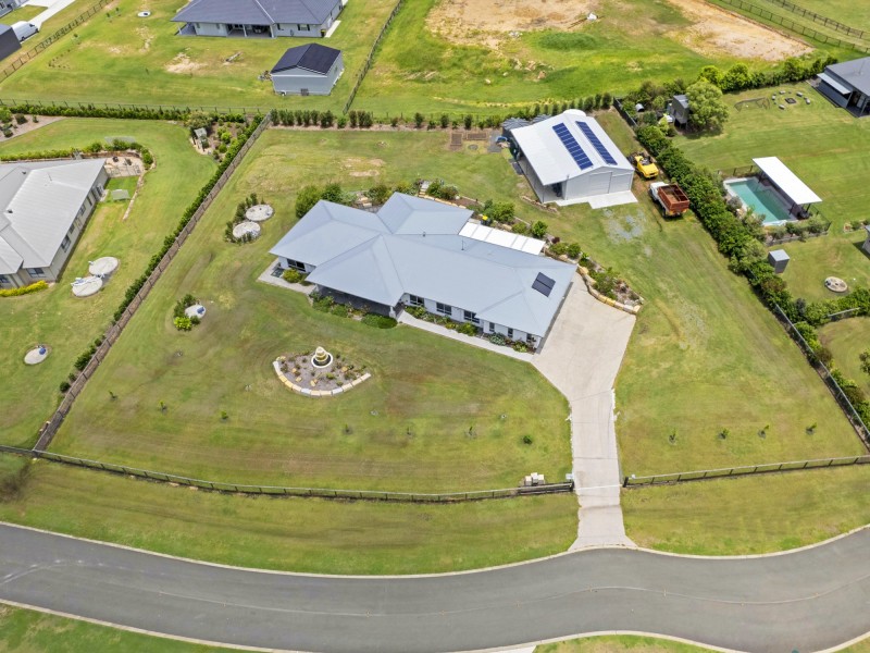 48-54 Martin Place, Tamborine QLD 4270