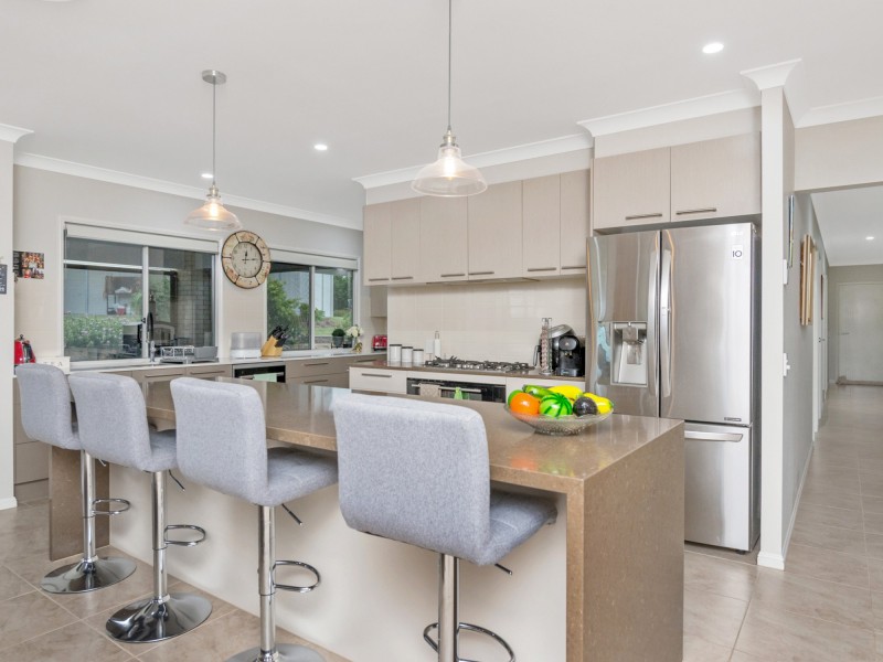 48-54 Martin Place, Tamborine QLD 4270