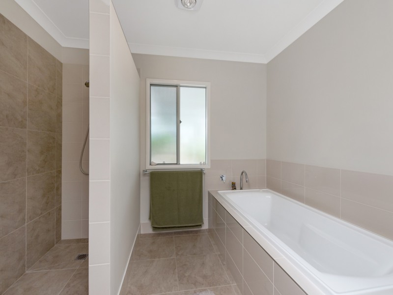 48-54 Martin Place, Tamborine QLD 4270