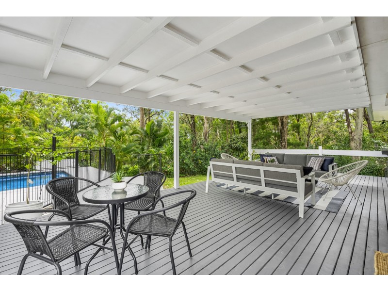 12 Josephine Terrace, Highland Park QLD 4211