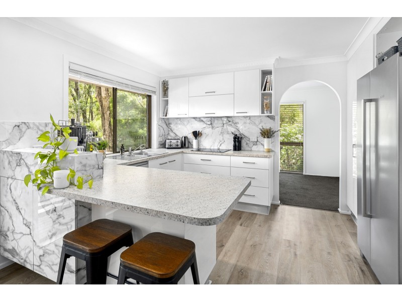 12 Josephine Terrace, Highland Park QLD 4211