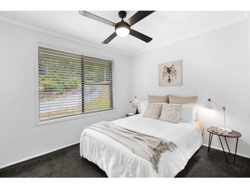 12 Josephine Terrace, Highland Park QLD 4211