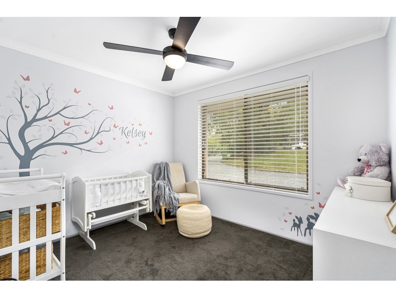 12 Josephine Terrace, Highland Park QLD 4211