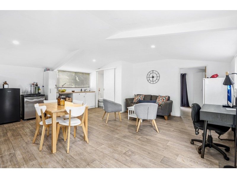 12 Josephine Terrace, Highland Park QLD 4211