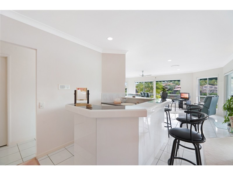 18 Mornington Terrace, Robina QLD 4226