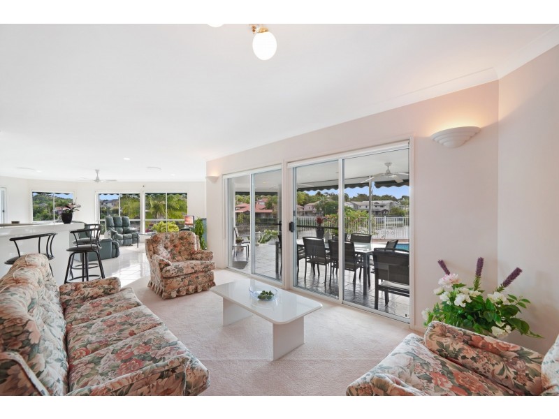 18 Mornington Terrace, Robina QLD 4226