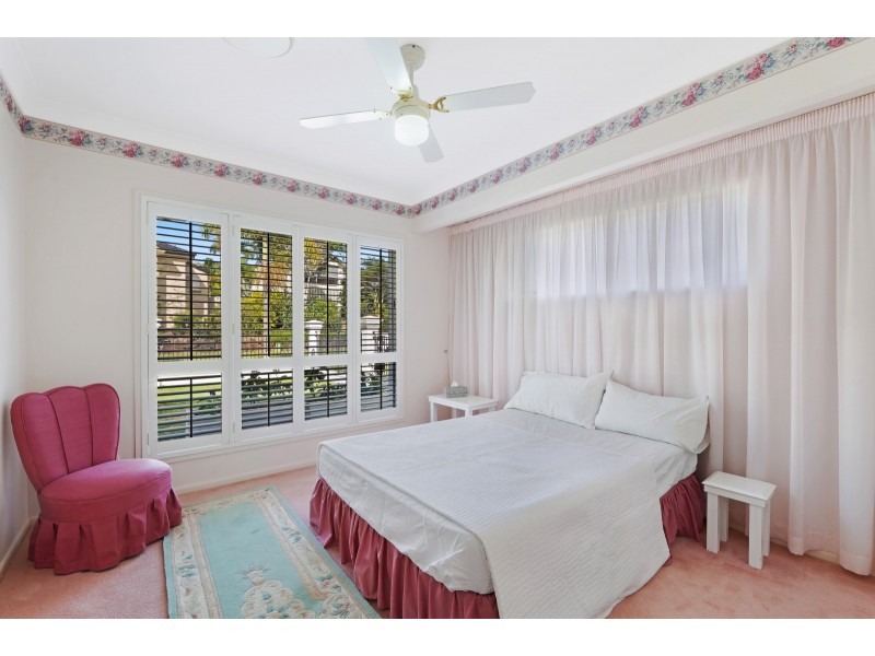 18 Mornington Terrace, Robina QLD 4226