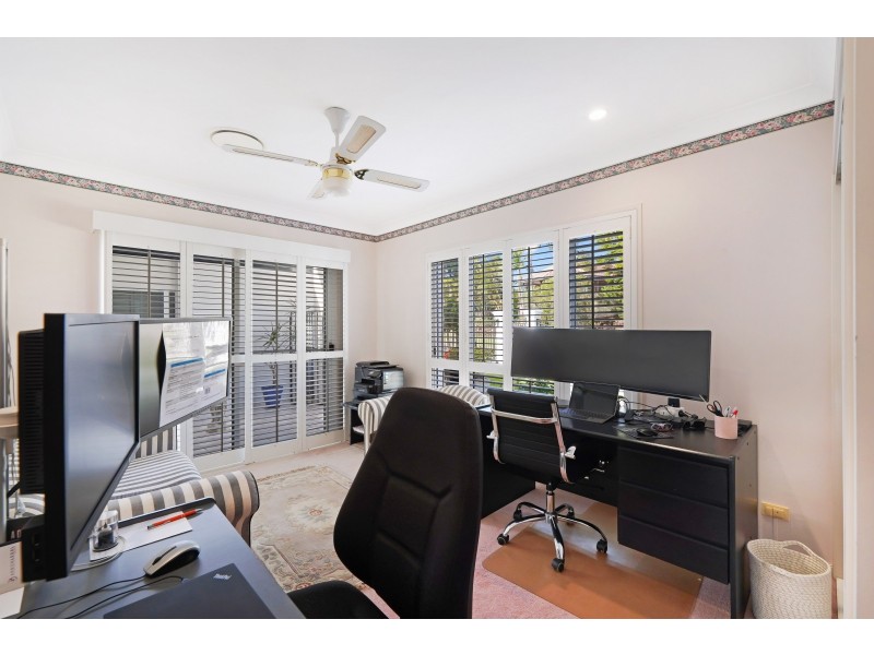 18 Mornington Terrace, Robina QLD 4226