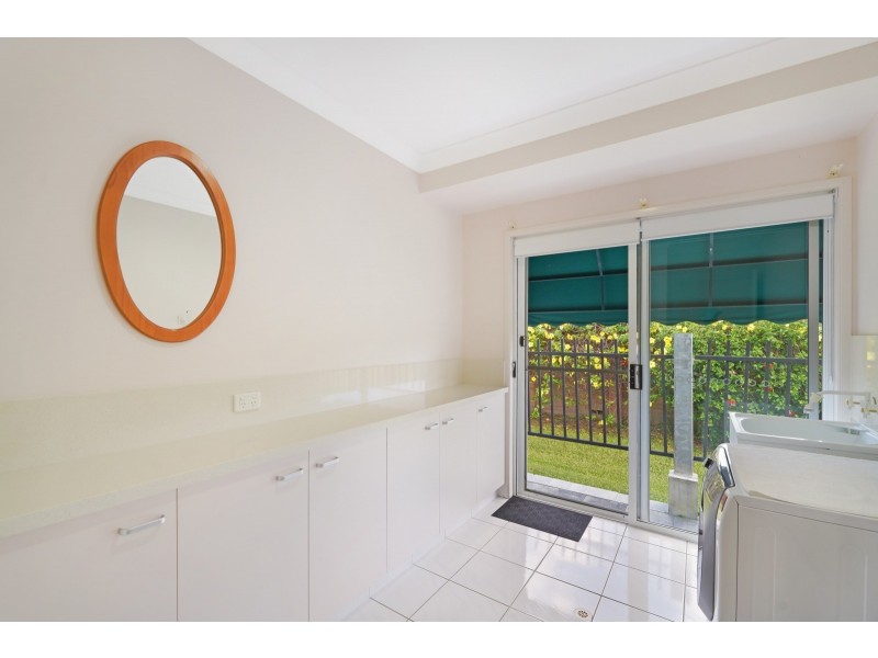 18 Mornington Terrace, Robina QLD 4226