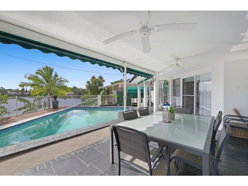 18 Mornington Terrace, Robina QLD 4226