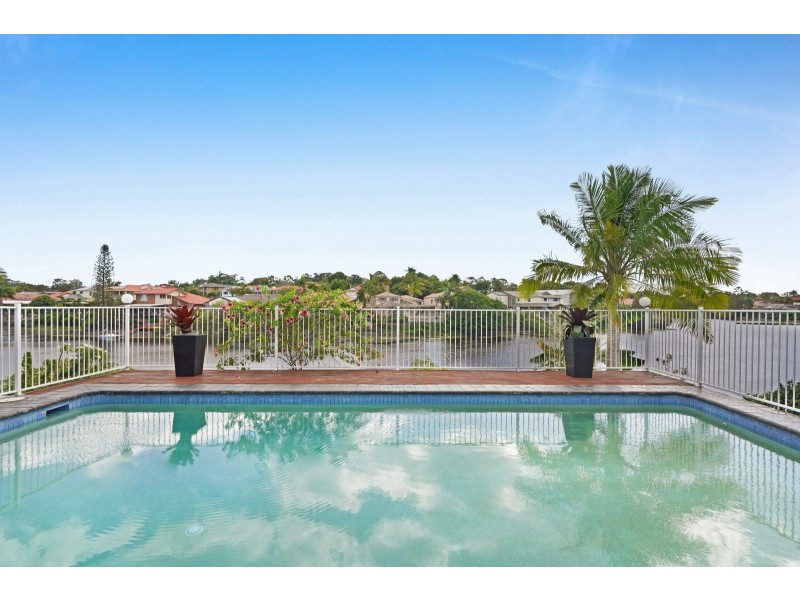 18 Mornington Terrace, Robina QLD 4226