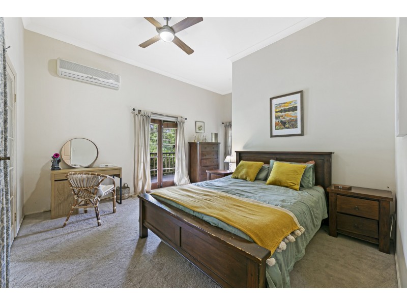 20 Harry Mills Drive, Worongary QLD 4213