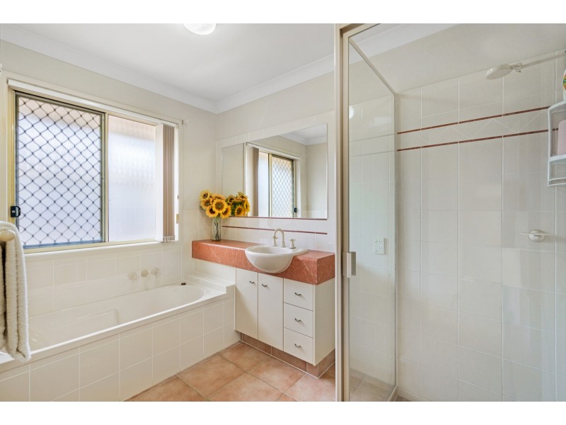 7 Ellis Drive, Mudgeeraba QLD 4213