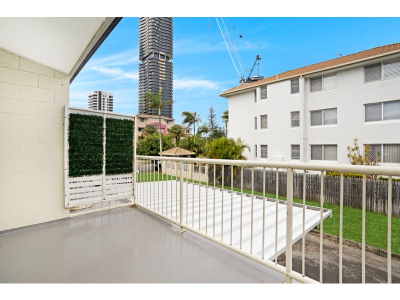 4/28 Peerless Avenue, Mermaid Beach QLD 4218