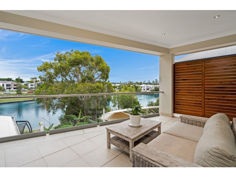 55 Bridgewater Drive, Varsity Lakes QLD 4227