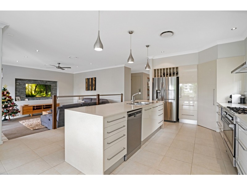 55 Bridgewater Drive, Varsity Lakes QLD 4227