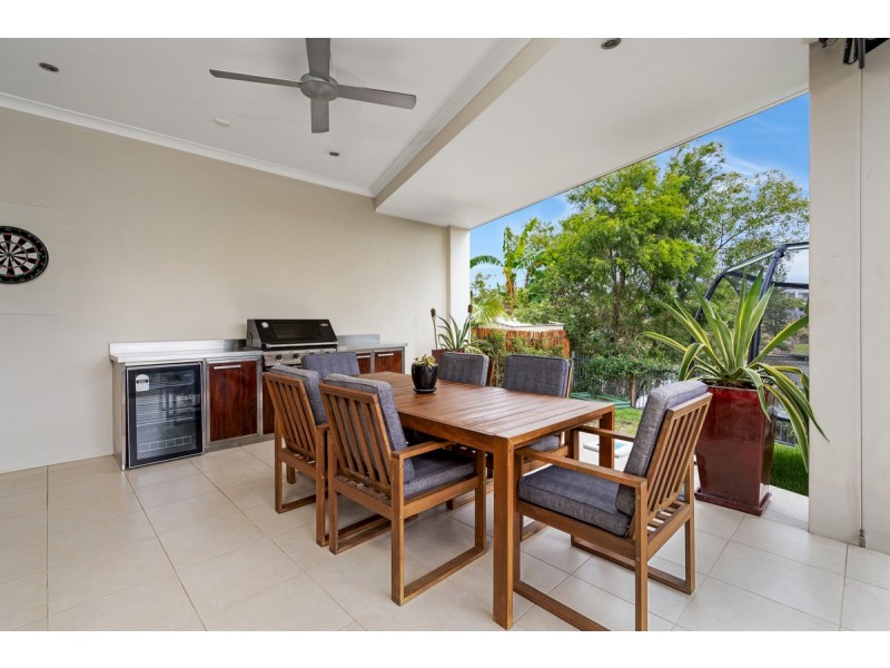 55 Bridgewater Drive, Varsity Lakes QLD 4227