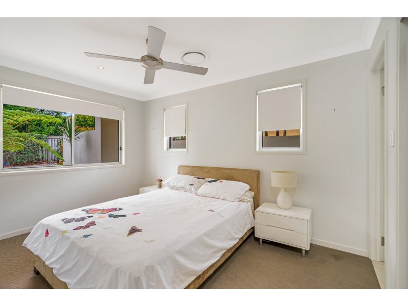 55 Bridgewater Drive, Varsity Lakes QLD 4227