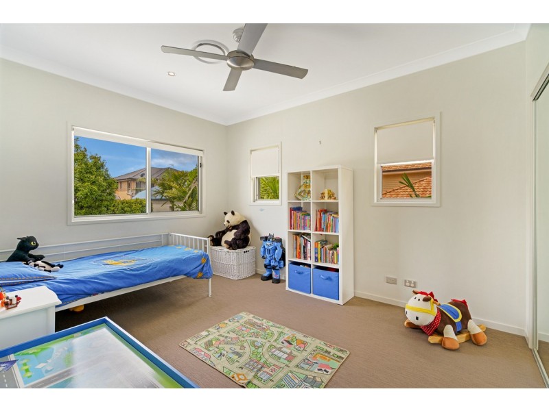 55 Bridgewater Drive, Varsity Lakes QLD 4227