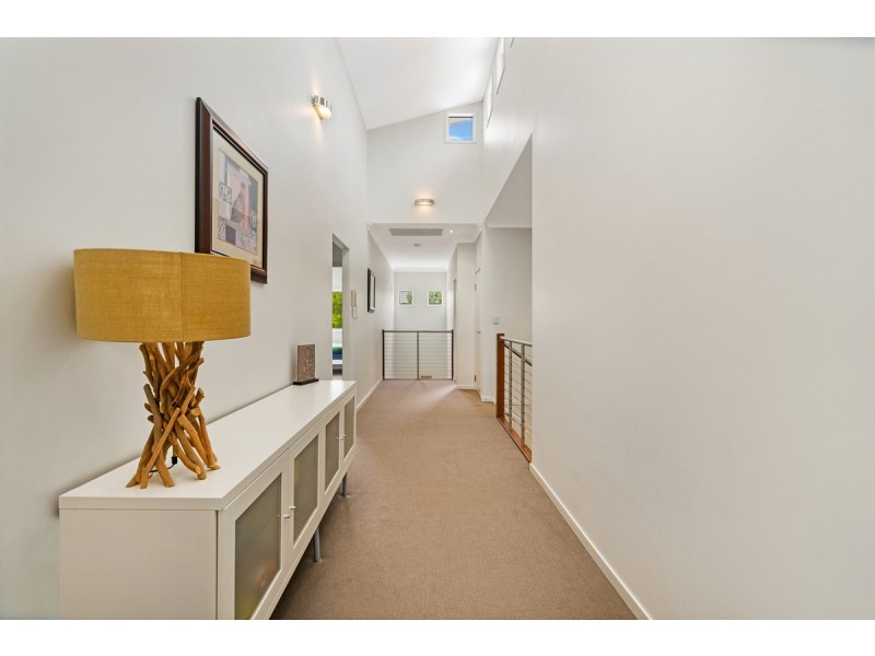 55 Bridgewater Drive, Varsity Lakes QLD 4227