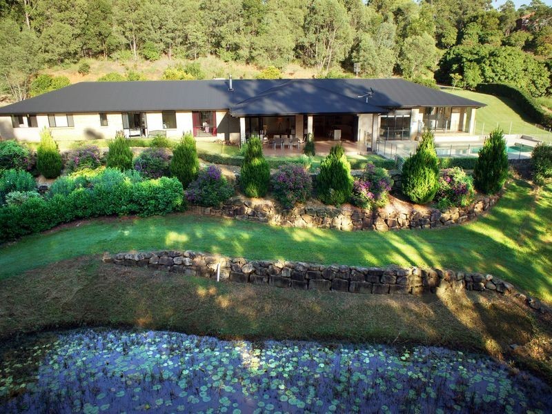 353 San Fernando Drive, Worongary QLD 4213