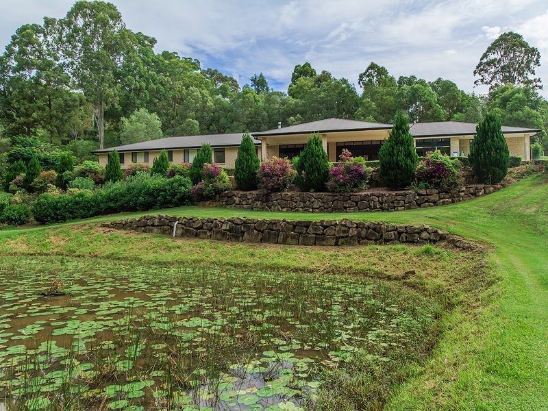 353 San Fernando Drive, Worongary QLD 4213