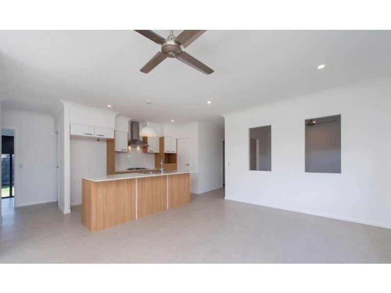 1 Corbould Court, Jacobs Well QLD 4208