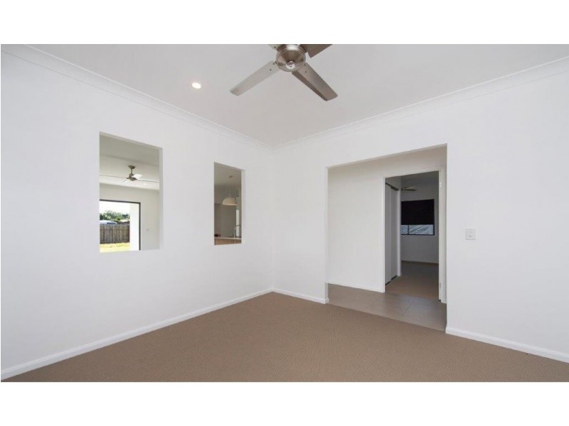 1 Corbould Court, Jacobs Well QLD 4208