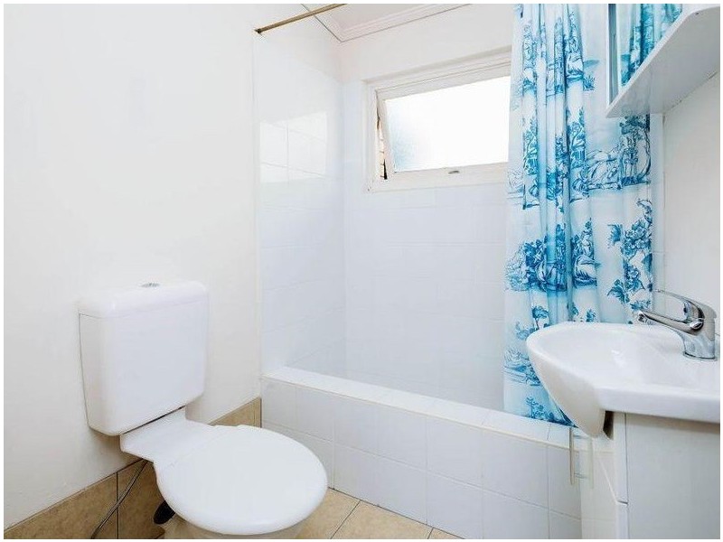 2/10 Thomas Drive, Chevron Island QLD 4217